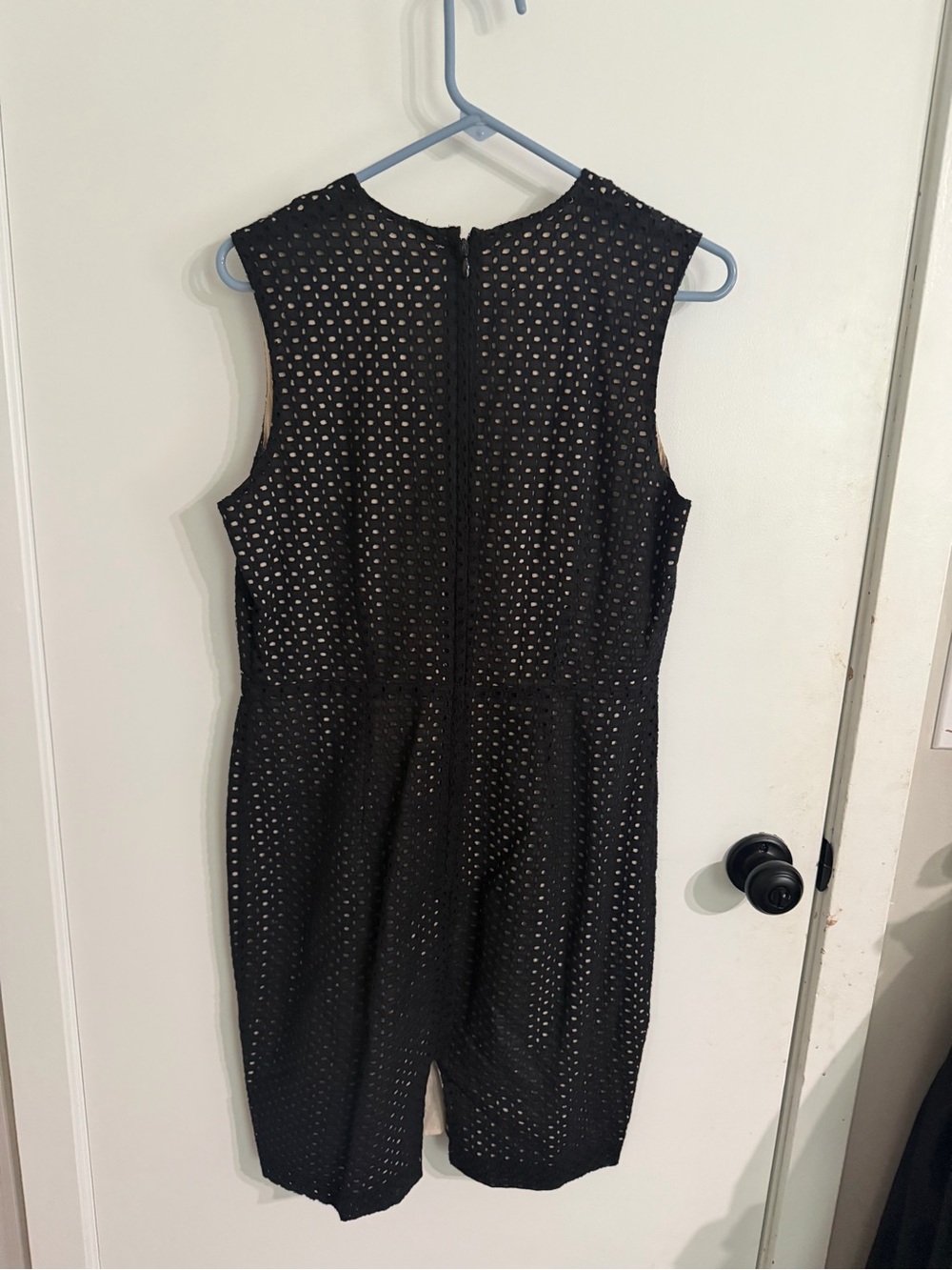 H&M Black Eyelet Sleeveless V-Neck Mini Dress | Women’s Size 12 - Picture 3 of 5